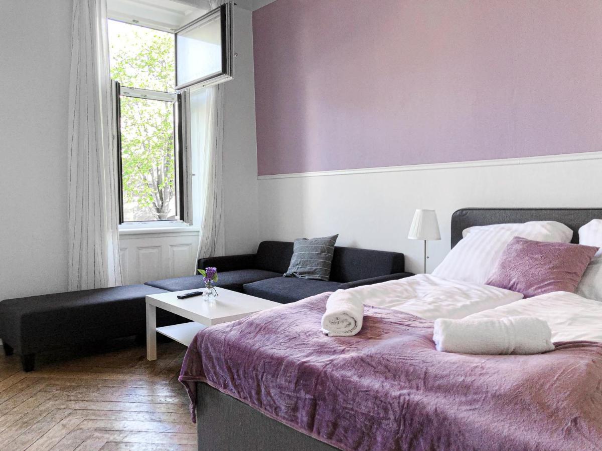Commodious 2Br Apt. Near Akh-Perfect For Groups Bécs Kültér fotó