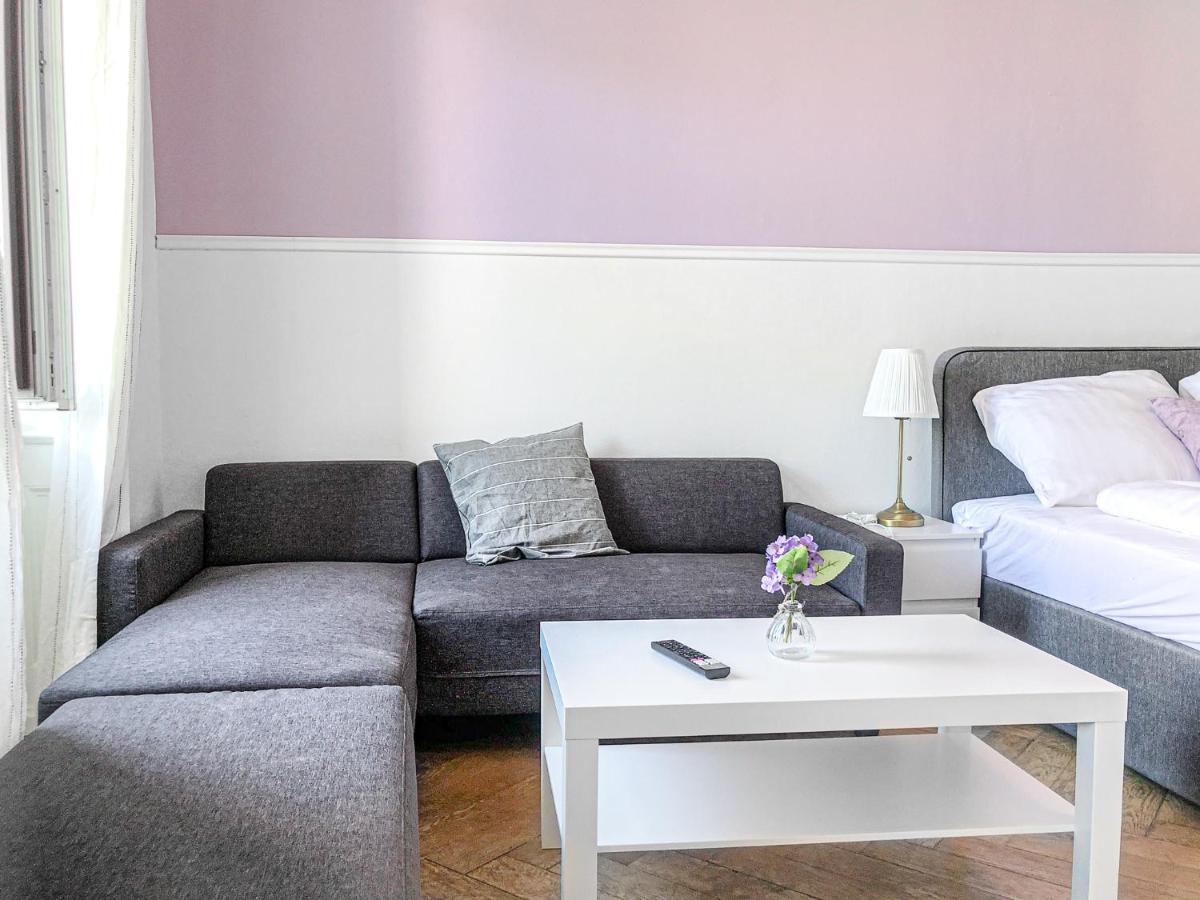 Commodious 2Br Apt. Near Akh-Perfect For Groups Bécs Kültér fotó